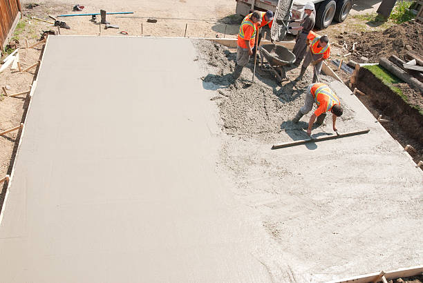 Best Concrete Pool Decks in East Petersburg, PA
